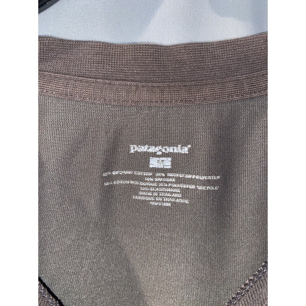 Patagonia Mountain Performance T Shirt Mens‎ Medium - Picture 3 of 3